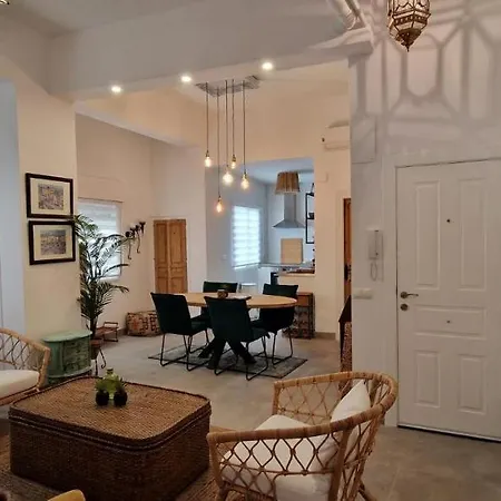 Holidays2malaga Juan De Austria 2 Bed & 2 Bathroom 800 Mts From Old Town Apartment