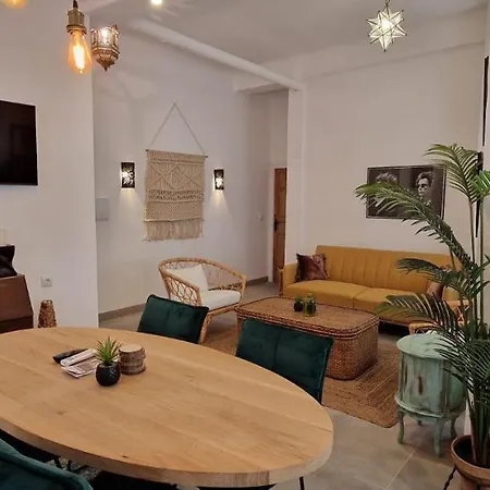 Apartment Holidays2malaga Juan De Austria 2 Bed & 2 Bathroom 800 Mts From Old Town Malaga